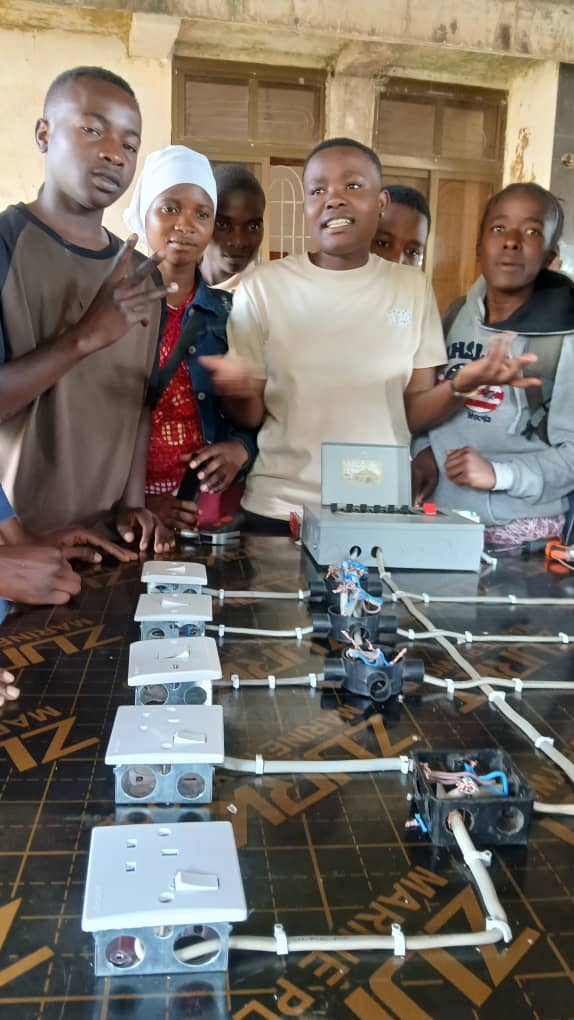 Umeme wa  Majumbani na Viwandani(Electical Installation) Leve 1-3